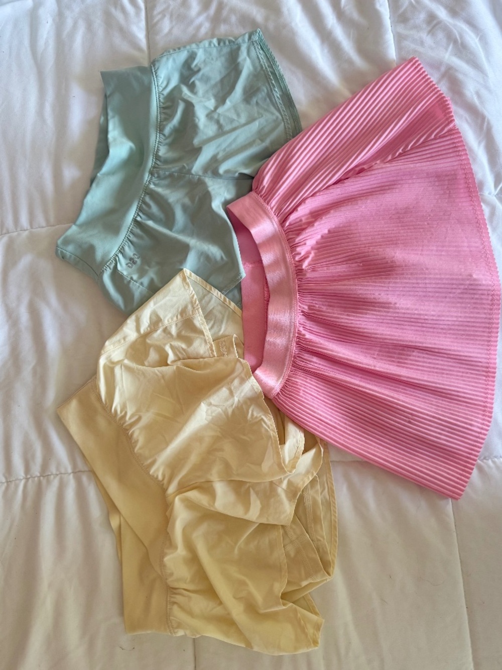 Girls size 6/7 Athletic shorts and skirt